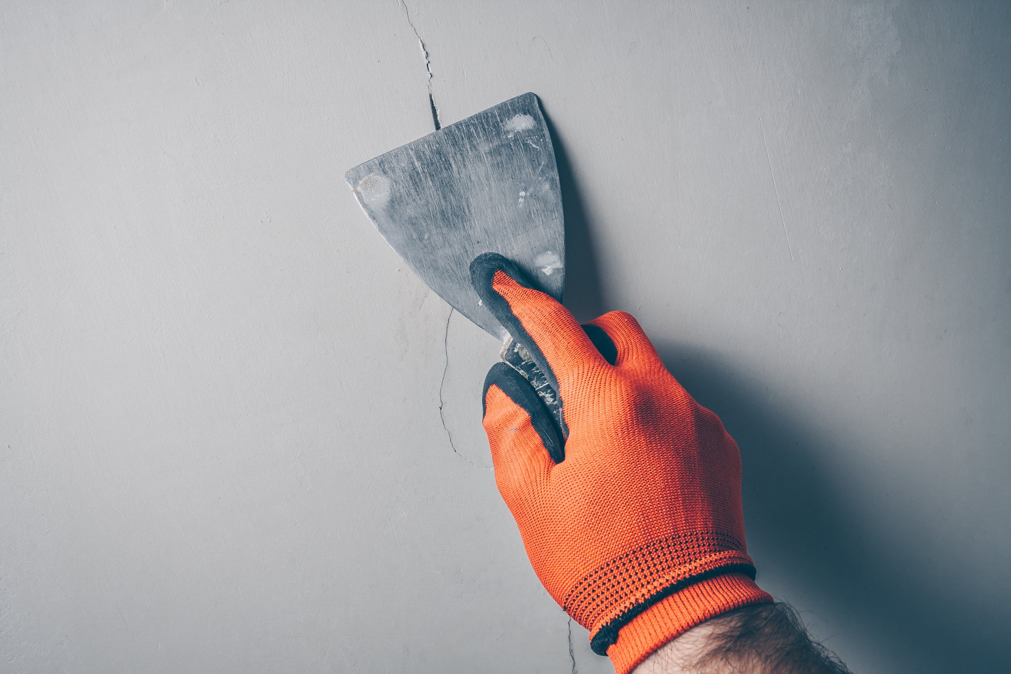 LA solution ultime pour reboucher n'importe quelle fissure sur un mur